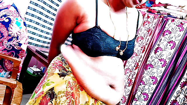 Telugu-honey-lips