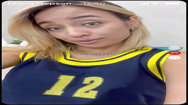 DianaHopson