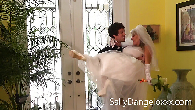 sallydangeloxxx