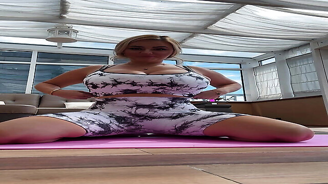 marinajuicyblonde