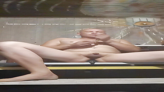 HornyLarryDilf