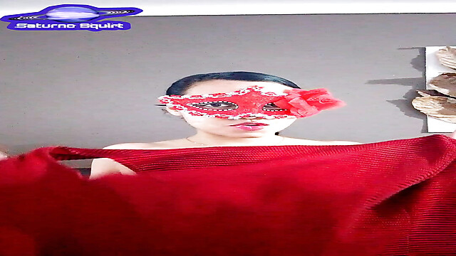 SaturnoSquirt