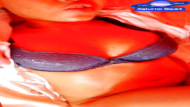 SaturnoSquirt