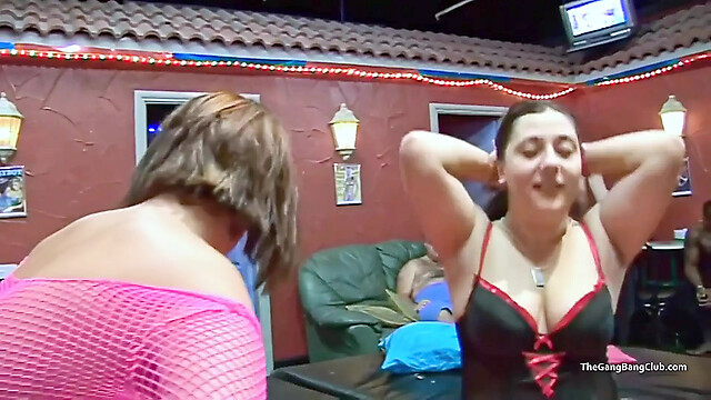 naughtyrealsex