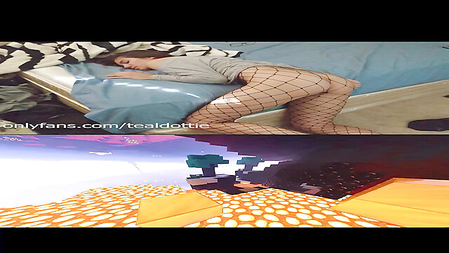 TealDottie