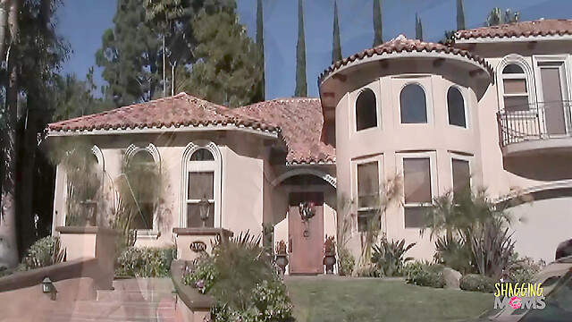 eroticfemaledominati