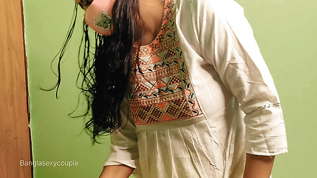 BanglaSexyCouple