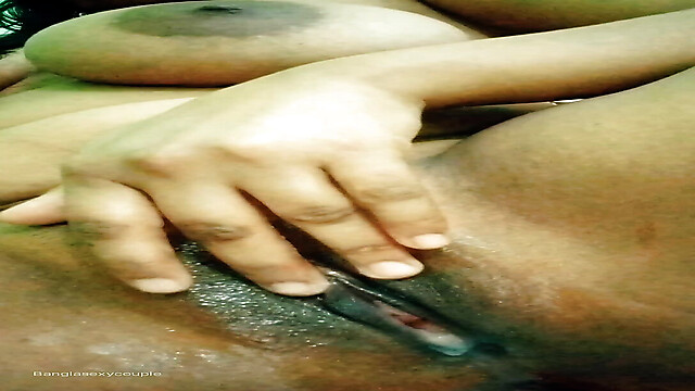 BanglaSexyCouple