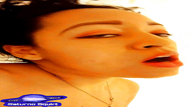 SaturnoSquirt