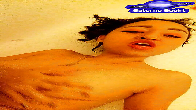SaturnoSquirt