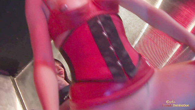 eroticfemaledominati