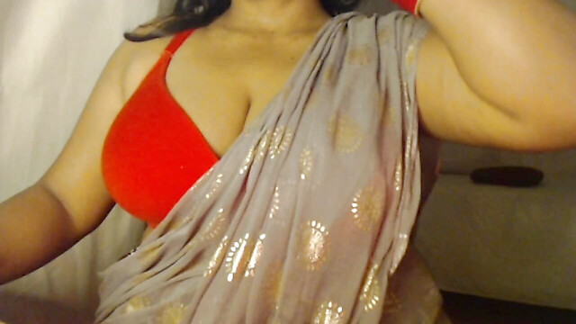 Hot-Desi-girl21
