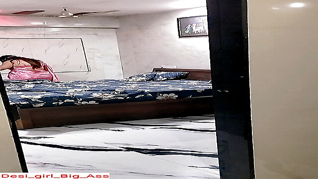 Desi_girl_Big_Ass