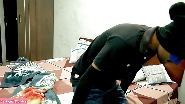 Desi_girl_Big_Ass