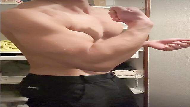 muscle_twunk