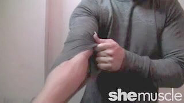 SheMuscleVideo