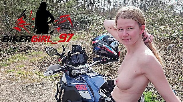 Bikergirl_97