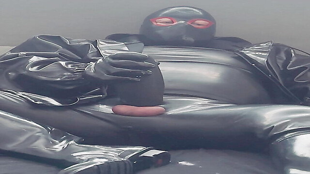 RubberBootsBull