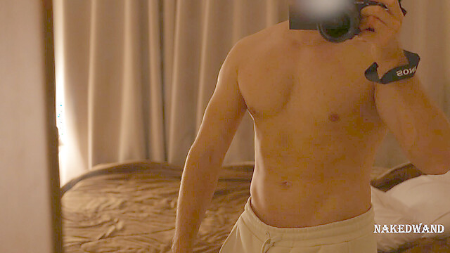 NakedWand