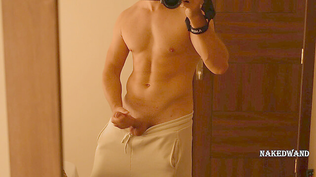 NakedWand