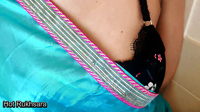 Hot_Rukhsara