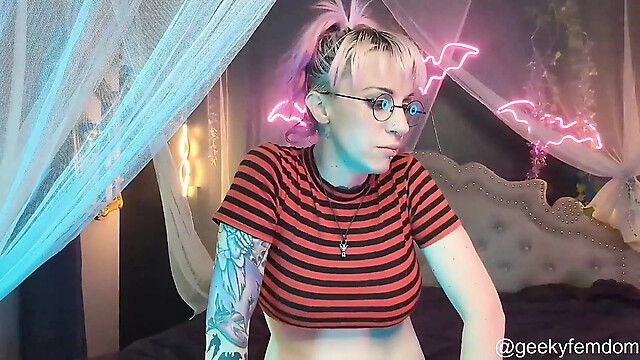 geekyfemdom