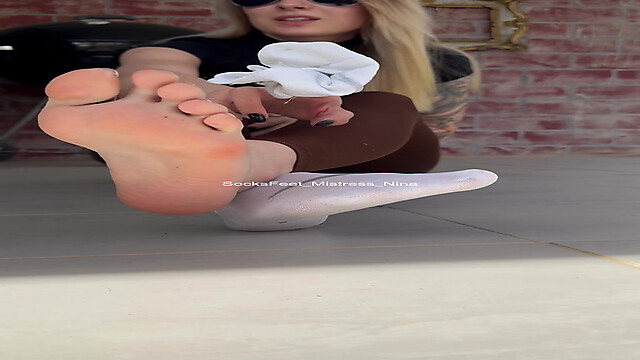 SocksFeet_Misstress