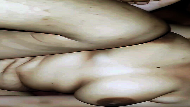 Bhabi8068