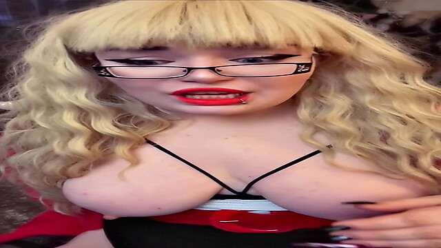 LexxiBakk