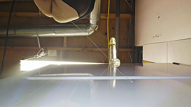 Stretch_Holeington69