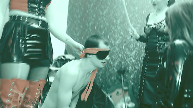DraculaFemdomCastle