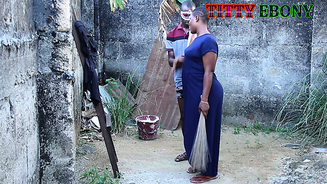 Titty_Ebony