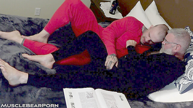 MuscleBearPorn