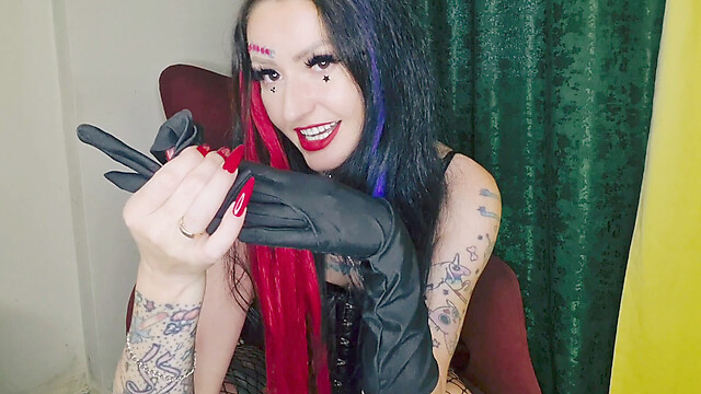 Dominatrix_Nika
