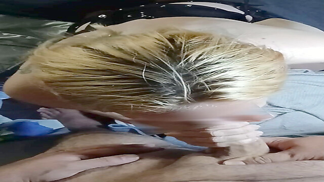 PetiteHipsNRoseyLips