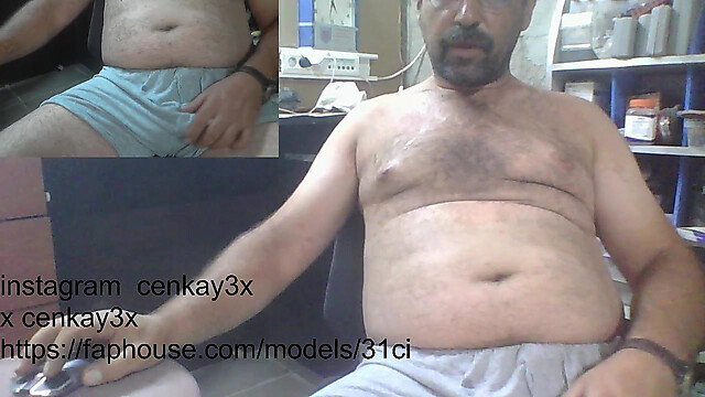 masculine_bear_daddy