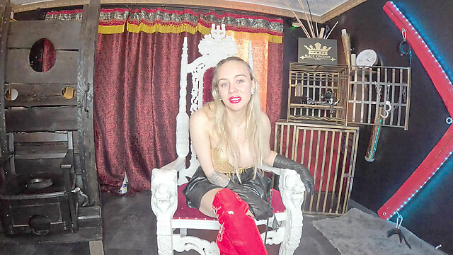 Queen_of_BDSM