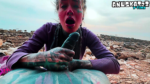 Anuskatzz