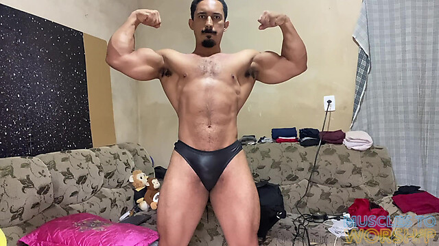 musclestoworship