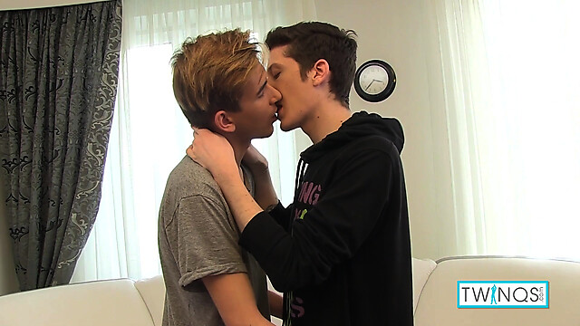 TwinQs