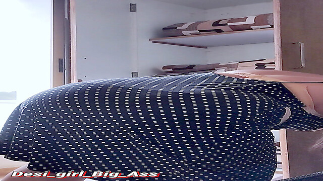 Desi_girl_Big_Ass