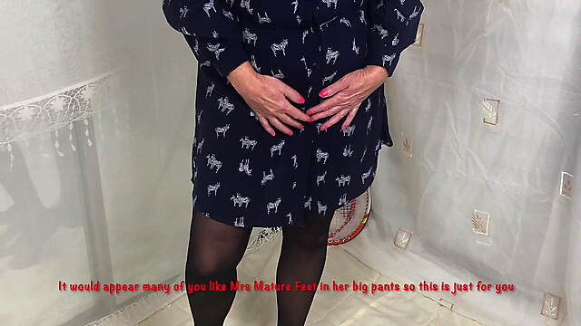 LovelyMatureFeet
