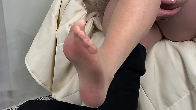 LovelyMatureFeet