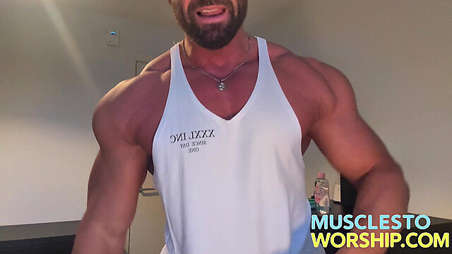 musclestoworship