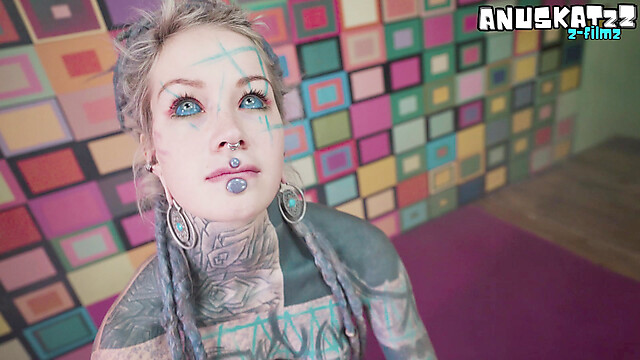 Anuskatzz