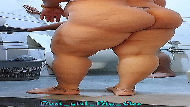 Desi_girl_Big_Ass
