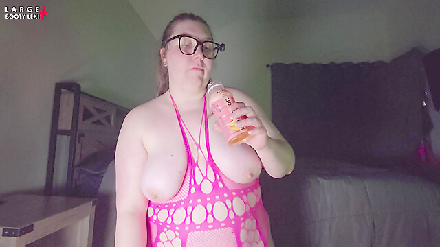 largebootylexi