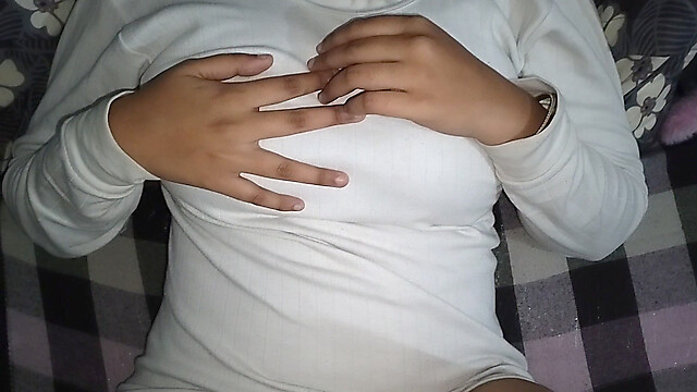 hotty_ragini