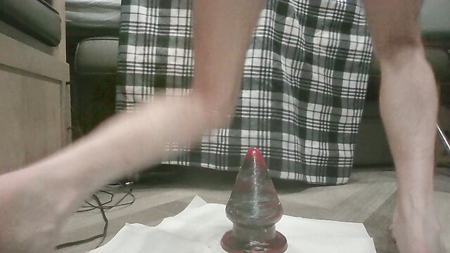 StretchAssStrongSlut