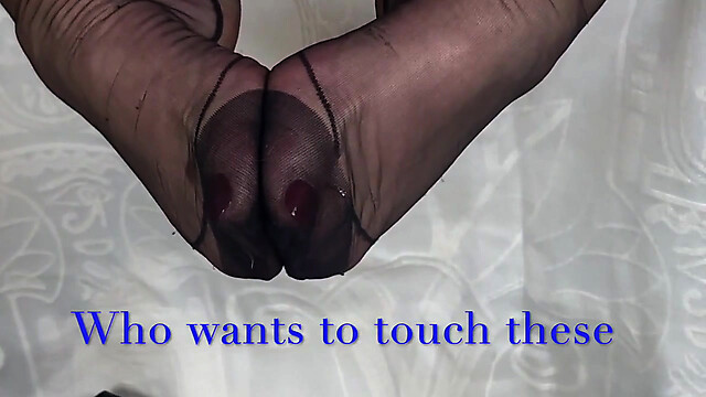 LovelyMatureFeet